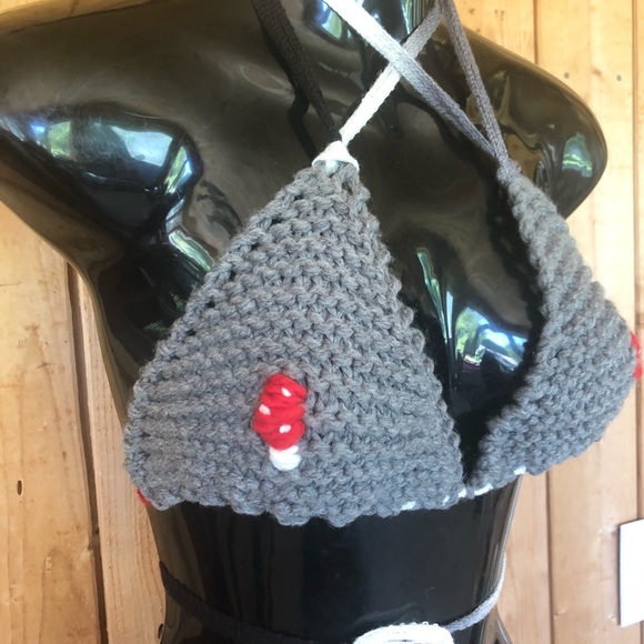 Mushroom Goddess Bikini Top🍄🍄🍄 - Picture 2 of 6